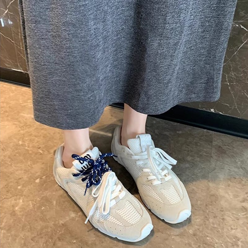 Round Toe Mesh Breathable Casual Women Sneakers Lace-Up Young Style Ladies Shoes Sport Solid Color Fashion Zapatillas Informales