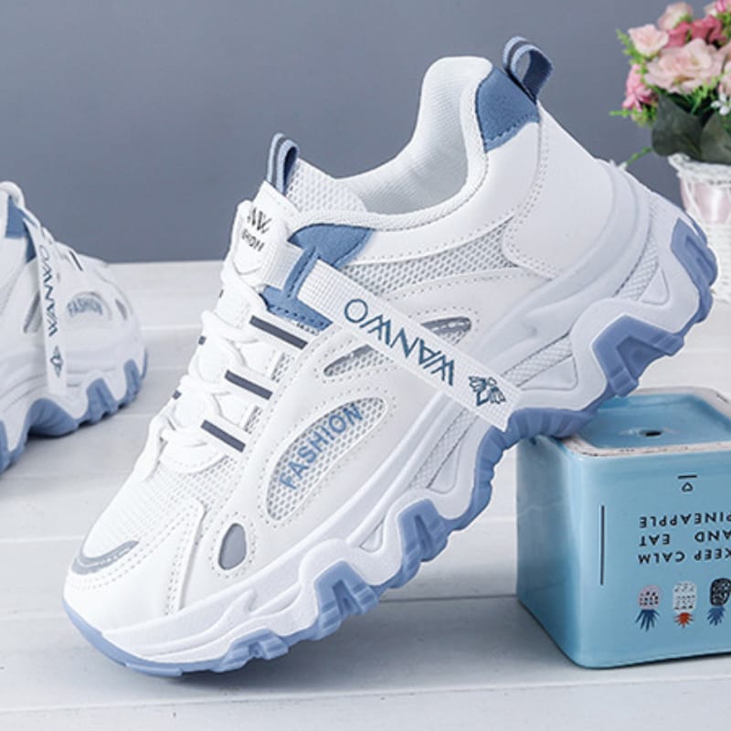 Women's Trainers New Chunky Sneakers Women Breathable Mesh Casual Shoes Sneakers Tennis Female Platform Lace Up Vulcanized Shoes