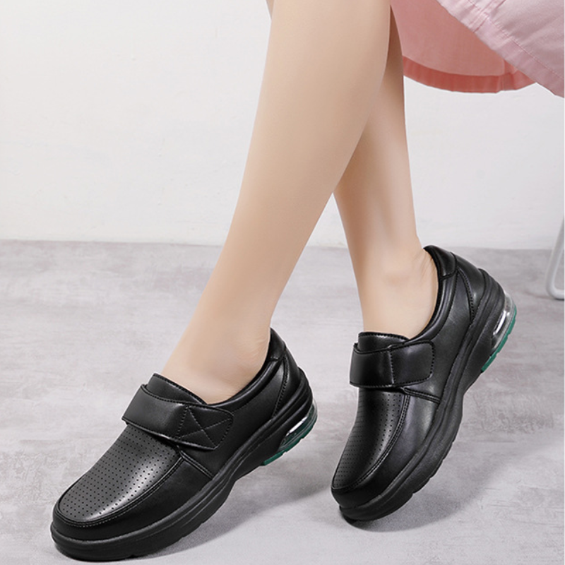 Women Flat Shoes Anti-slip Women Vulcanized Shoe Comfortable Outdoor Sneakers Breathable Nurse Shoes Shallow Mouth Zapatos Mujer