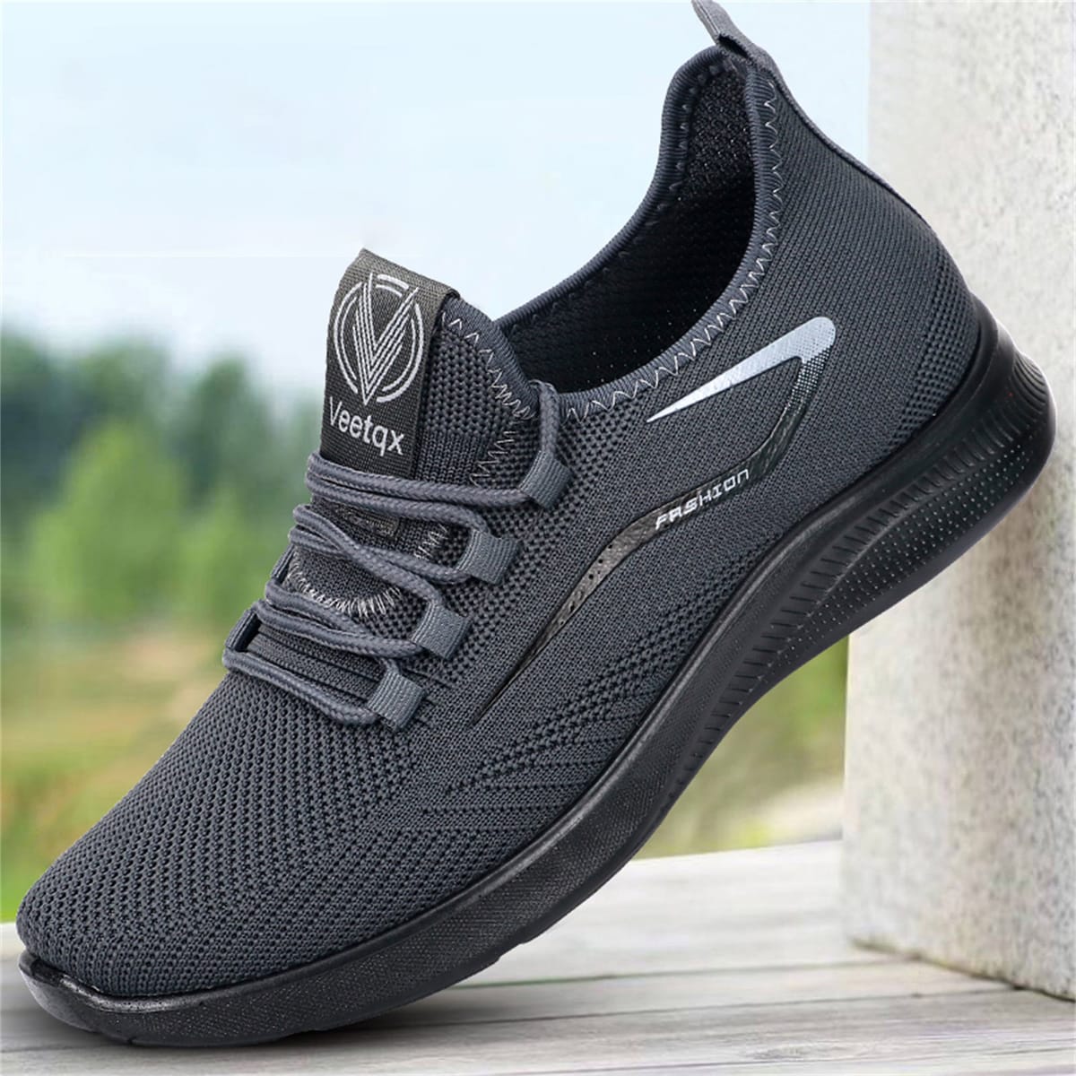 Autumn Newest Men Sports Shoes Flat Bottom Lightweight Slip On Soft Elastic Fly Woven Mesh Breathable Male Sneakers Running