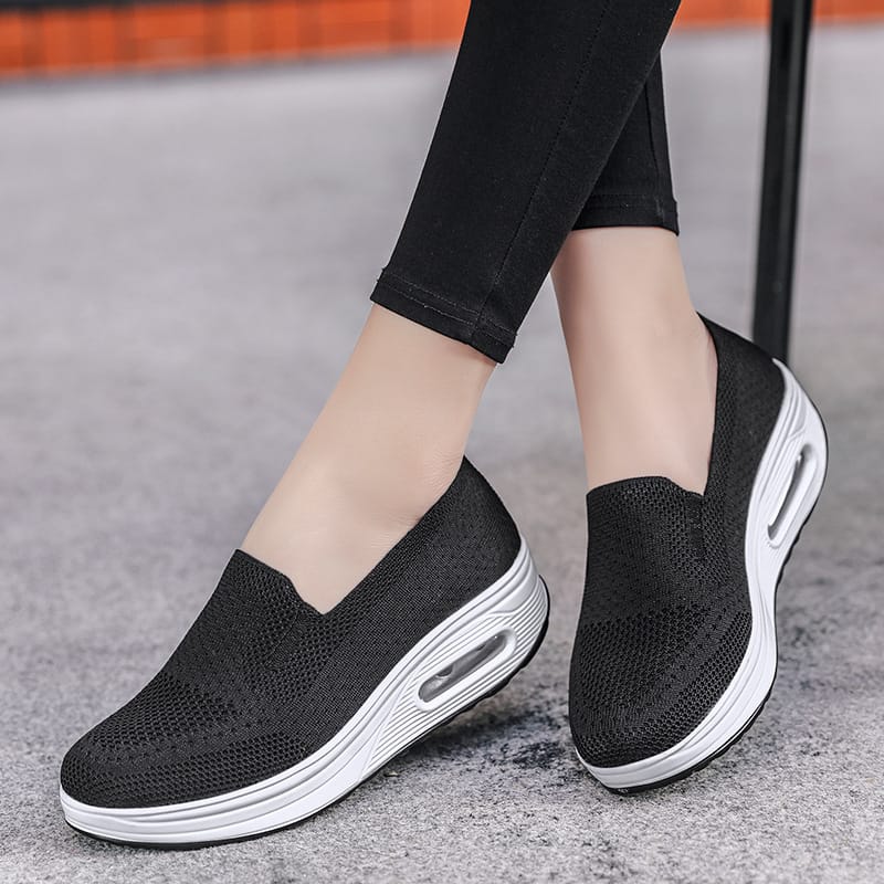 Women's Canvas Shoes Sneakers Mesh Oversized Breathable Platform Outdoor Slip-On Ladies Walking Women Casual Vulcanized Shoes