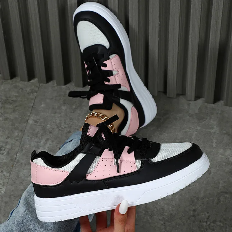 Couples Thick Soles for Men and Women Plus-size Soft Sole Comfortable Sports Flat Shoes Fashion Outdoor Casual Women's Shoes