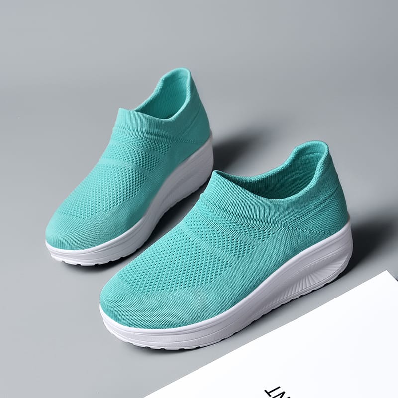 Sneakers Women Fashion Femme Women Shoes New Women's Vulcanized Shoes Sneakers Thick Bottom Slip On Female Women Shoe Plus Size
