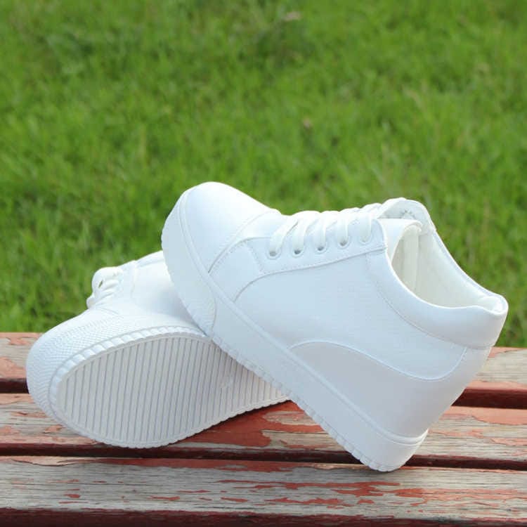 2021 New Black and White Invisible Slope Heel Slippers Casual Shoes Slope Heel High Heels Women's High Heels Sports Shoes