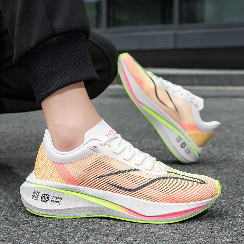 Men Women Cushion Running Shoes Breathable Casual Sports Sneakers Unisex Original Stylish Fashion Designer Athletic Tennis Shoes