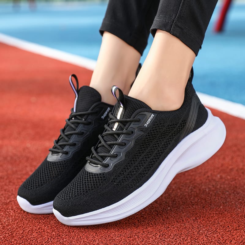 Leisure Sports Women Running Shoes Spring New Thick Sole Lightweight Hiking Comfortable Fitness Sports Shoes Tennis for Women