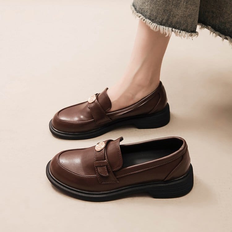 Pu Leather Thick Heel Gold Loafers Luxury Brand Women Shoes Designer Platform Pumps British Style Metal Decoration Single Shoes