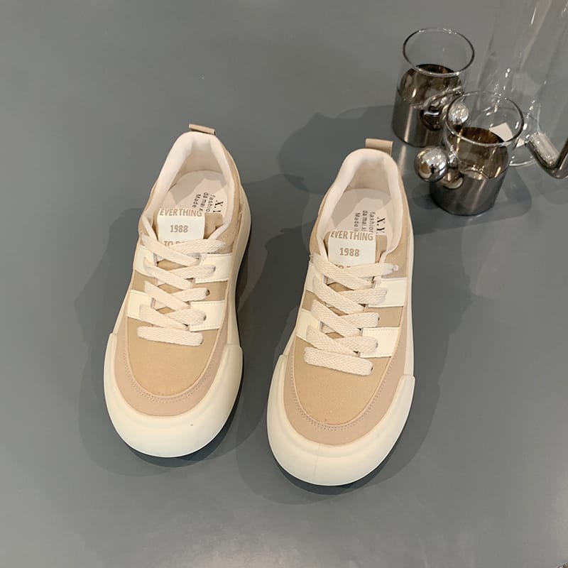 Lace Up White Thick Bottom Running Shoes Autumn Women Sport Shoes Fashion Sneakers Platform Fashion Trainers Sport Shoes Female