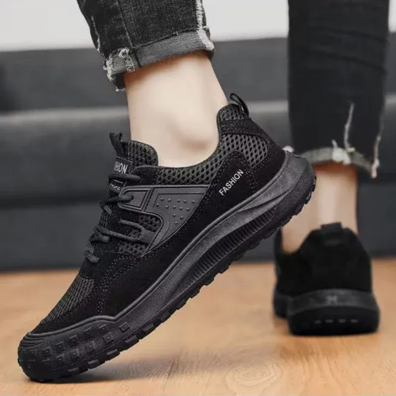 Men Sneakers Breathable Jogging Shoes for Men Comfortable Classic Casual Sports Shoes Man Tenis Masculino Male Platform Sneaker