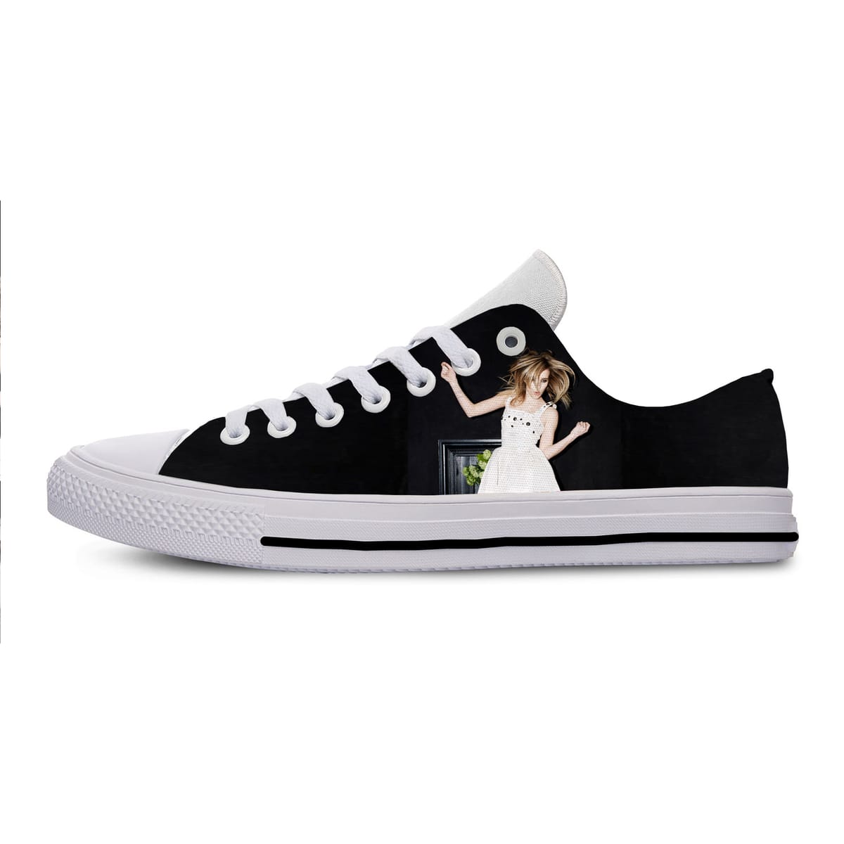 Hot Cool Fashion New Summer High Quality Sneakers Handiness Casual Shoes Men Women Emma Roberts Low Top Latest Board Shoes
