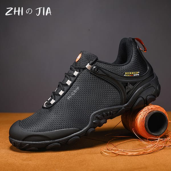 Outdoor Genuine Leather Sports Off-Road Shoes Autumn Winter Men's Hiking Shoes Thick Soled Wear-Resistant Anti Slip Sneaker