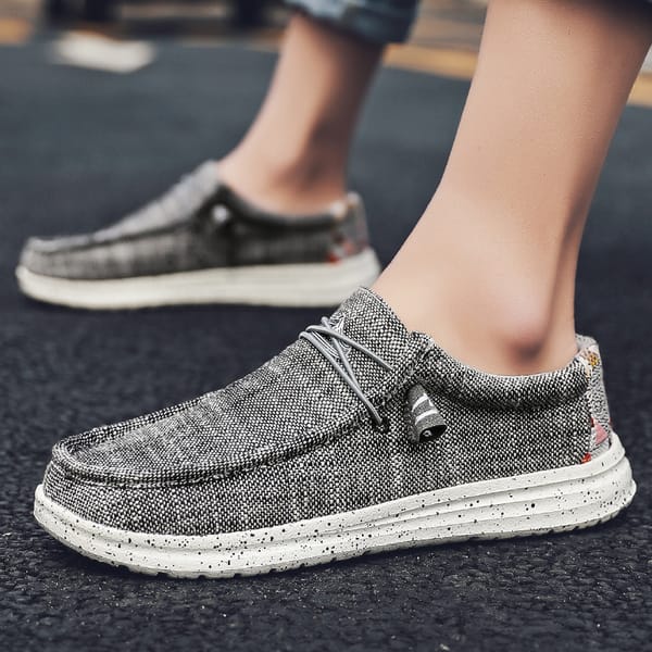 Large Size Outdoor Men's Casual Denim Canvas Shoes Vulcanize Shoes Fashion Luxury Style Designer Breathable Men Sneakers Loafers