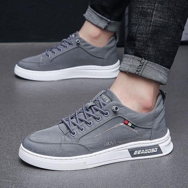 Men's Casual Sneakers Lace Up Trendy Original Casual Brand Flat Shoes for Men Summer Comfortable  gray Casual Canvas Shoe