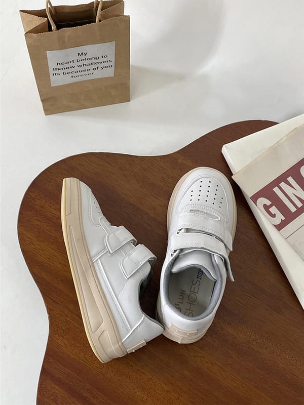 Women's Casual Shoes Thick Soled White Shoes 2023 New Spring and Autumn Lightweight Sports Shoes