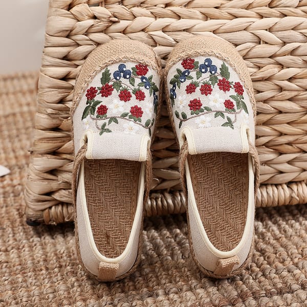 2022 Women Linen Canvas Shoes Retro Bohemian Slip-On Flat Comfortable Loafers Ladies Casual Embroidered Hemp Sole Sneakers
