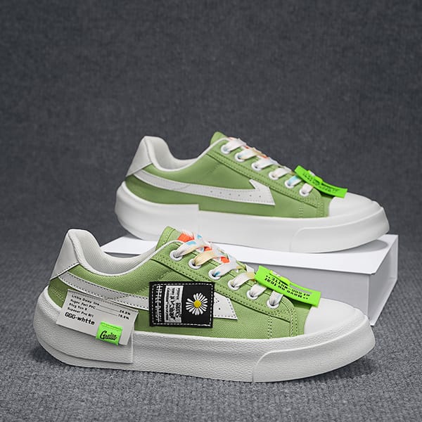 Skateboard Sports and Leisure Soft and Comfortable Male Sneakers Canvas Ventilate Wear-resistant Non-Slip Shoes for Men New