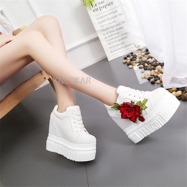 Embroidered Flowers Canvas Sneakers Autumn Women High Wedge Sneaker Fashion White/black/red Platform Woman Sports Casual Shoes