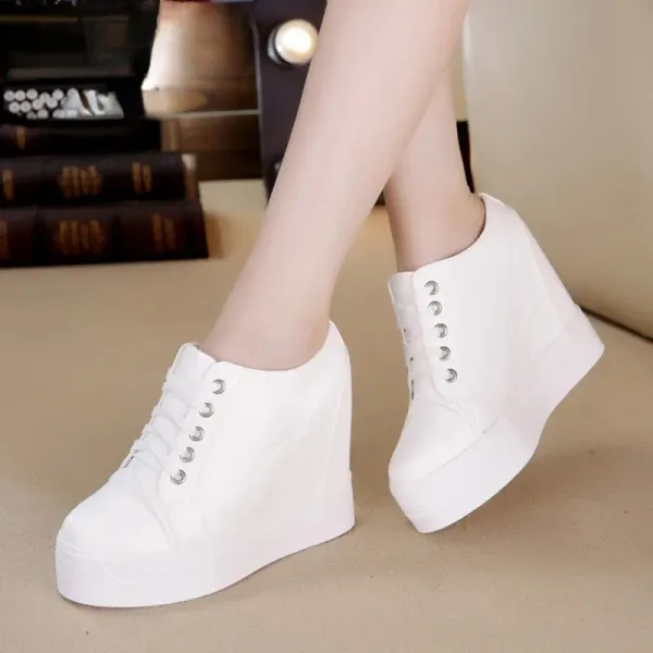 High Top Women's Casual Shoes Leather Casual Sneaker Hidden Increased Ladies Ankle Boots New Plush Woman Platform Boots Botines