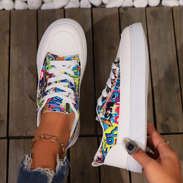 Women Sneakers Comfortable Lightweight Fashion Sneakers Spring and Autumn Shallow Casual Sneakers Hot Designer Shoes for Women