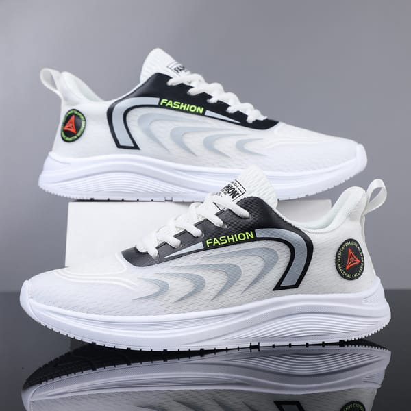 2023 New Men's Shoes Summer Soft Sole Mesh Breathable Sneakers Outdoor Running Shoes Versatile Trendy Fashion Casual Shoes