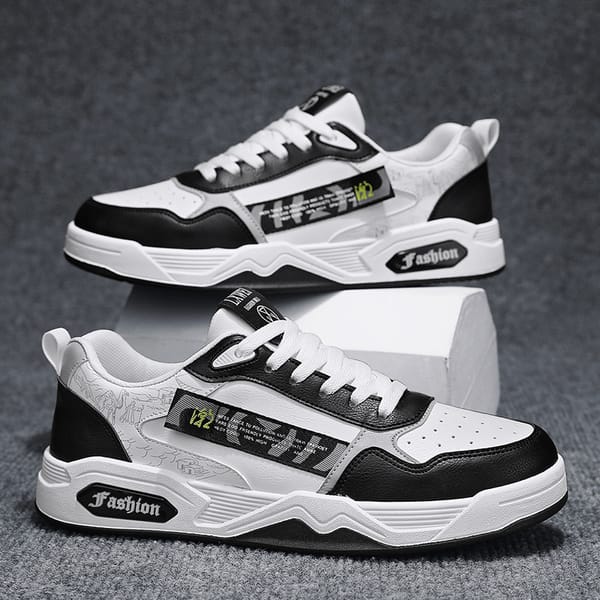 2024 Spring New Student Sports Shoes Men's Fashion Versatile Thick Sole Board Shoes Leather Contrast Retro Flat Casual Shoes