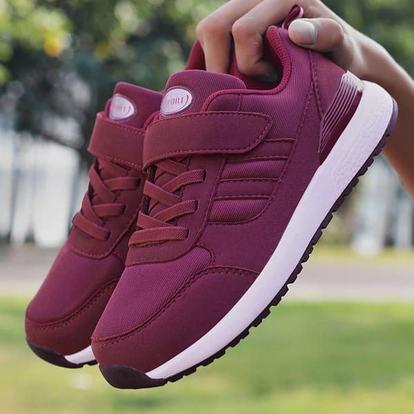 Autumn and winter sports shoes for middle-aged and elderly parents, soft soled casual couple tennis and brisk walking shoes