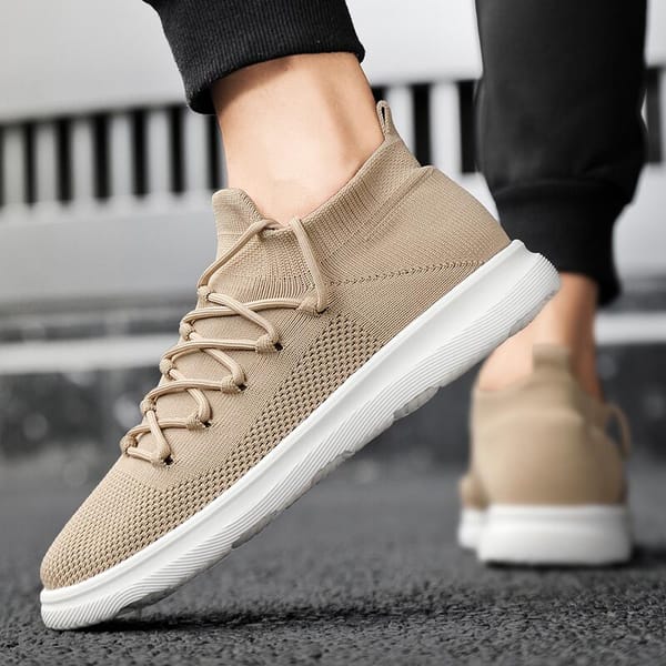 Men's shuttle outdoor running shoes, casual, comfortable, lightweight, breathable sports shoes and breathable walking shoes