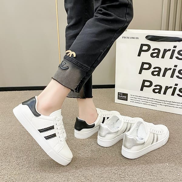 Women Sneakers Autumn New Casual Walking Shoes Woman Flat Lace Up High Quality Sneakers Fashion Flat-bottomed Casual Shoes