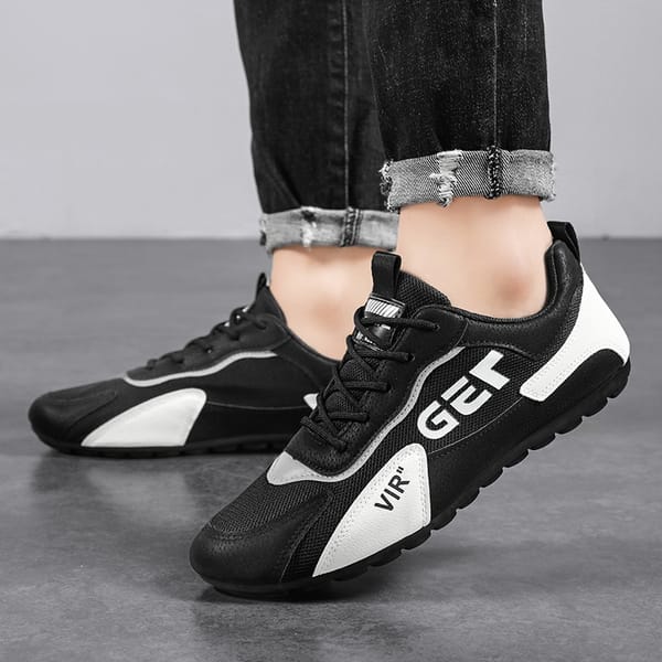 Men's Casual Sneakers 2023 New Summer Breathable Mesh Lace Up Flat Work Shoes for Men Wear-resistant Non-slip Male Running Shoes